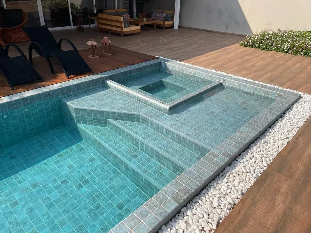 Elegance Diamond fiberglass pool installed