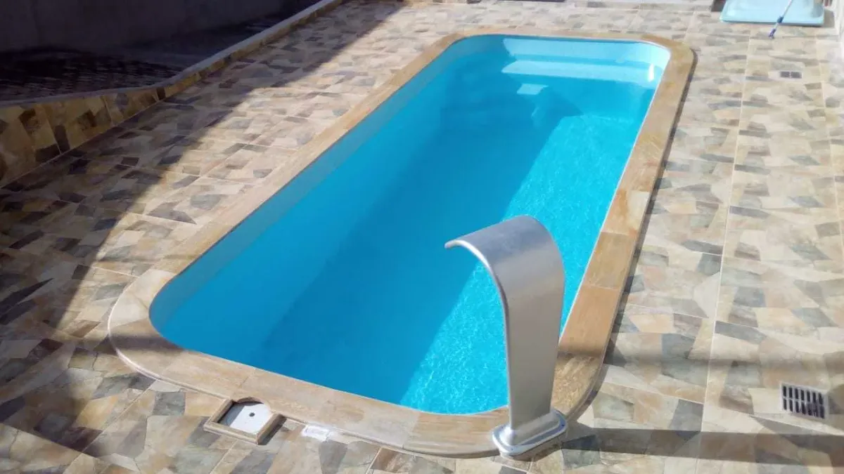 Kisol Sport fiberglass pool installed